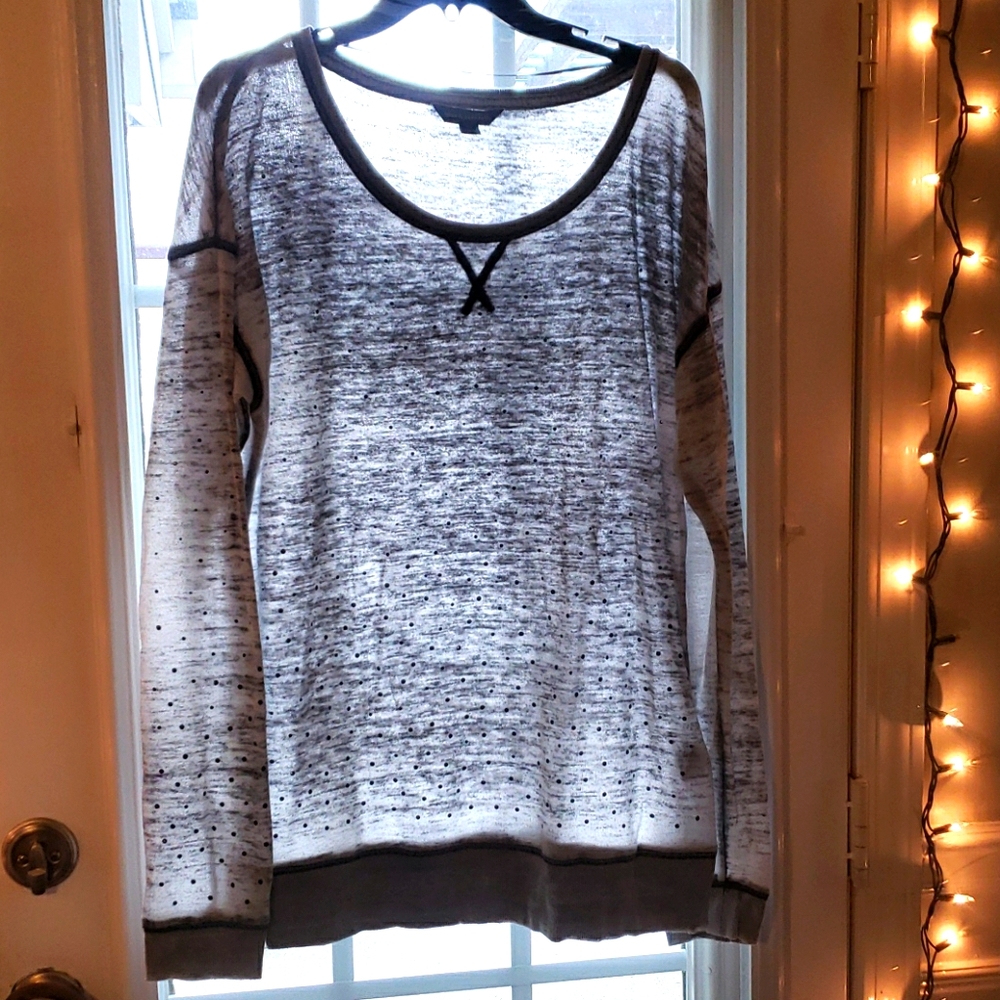 Rock & Repubic Sweatshirt Gray wth Blck Rhinestone